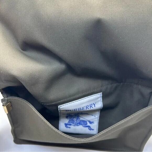 Burberry Olive Green Trench Messenger Bag Crossbody EUC - Picture 9 of 11